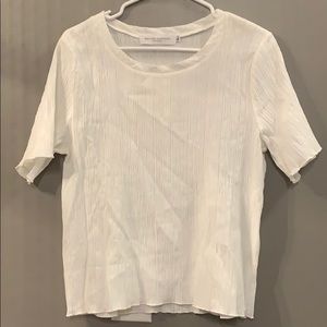 White NECTAR crinkle shirt. 😍